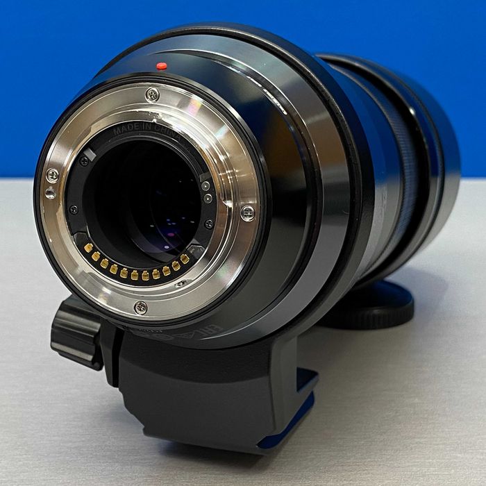 Olympus M.Zuiko Digital ED 300mm f/4 IS PRO