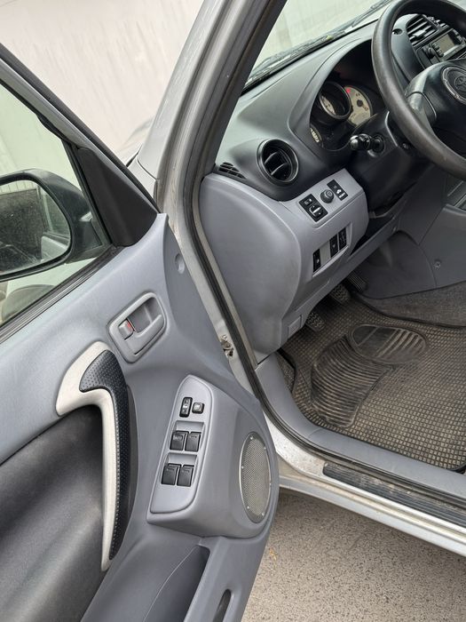 Toyota Rav4 2.0 d4d cala na czesci 116KM 1D4