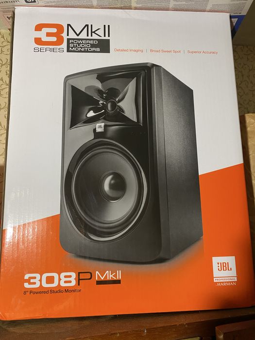 Продам Активный студийный монитор JBL 308P MKII