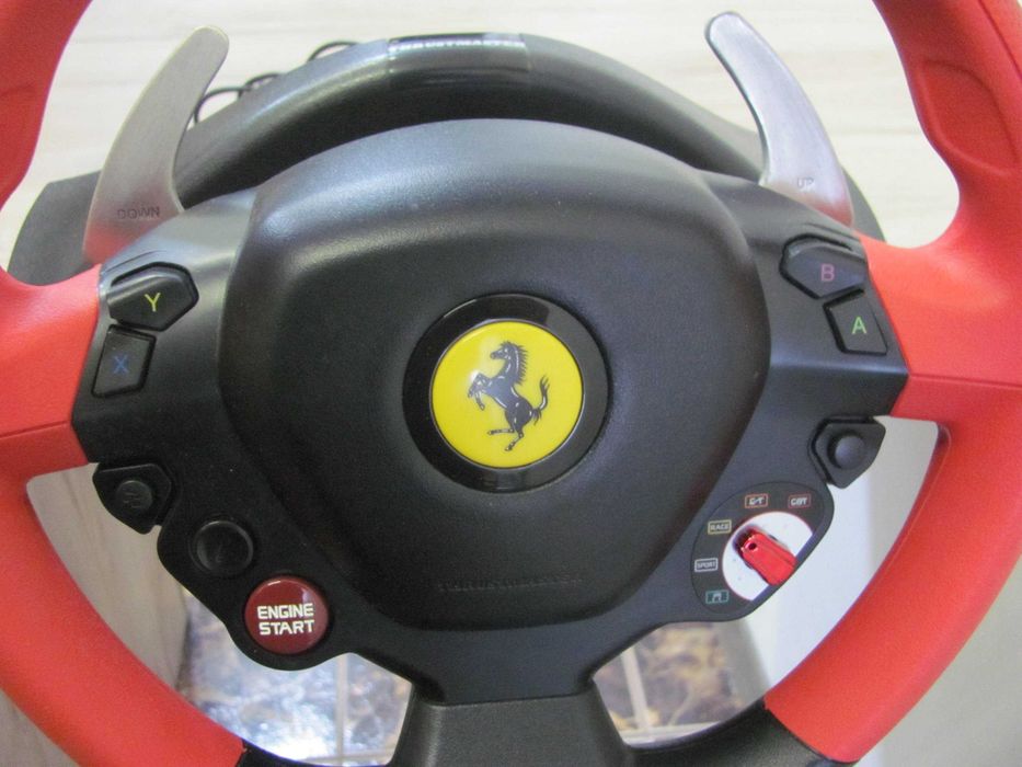 Kierownica Thrustmaster Ferrari 458 Spider Xbox One Series X/S