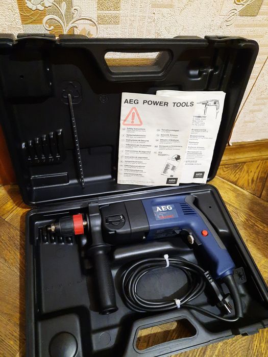 Як нова!!Дрель ударна двухшвідкісна AEG Sb2e 680 R,680вт,Atlas Copco