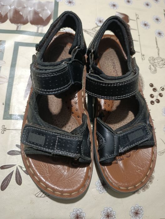 Туфли на липучке для мальчика р.31,длина по стельке 22 см(кожа).