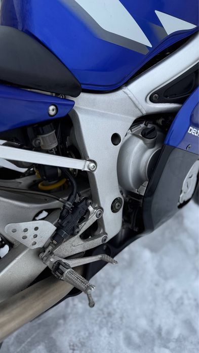 Yamaha r6 свіжопригнана (r1 gsxr hornet fazer fz6 suzuki honda cbr)