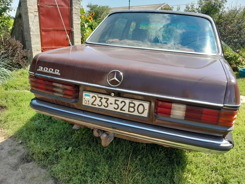 Mercedes-Benz W123