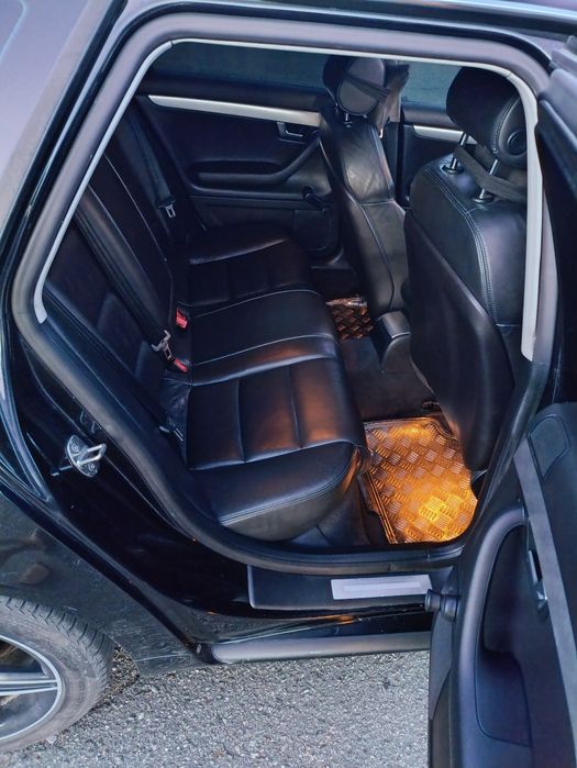 Продам чудове авто аудіА4