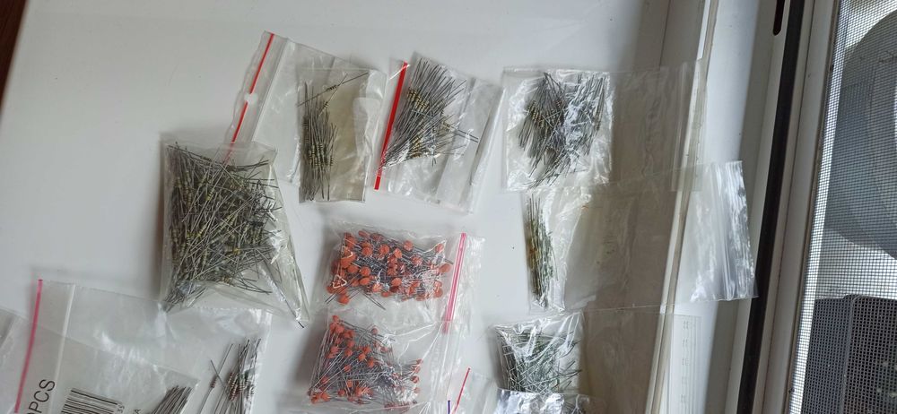 Резистори і конденсатори більше 10 тис БЕЗКОШТОВНА ОЛХдоставка
