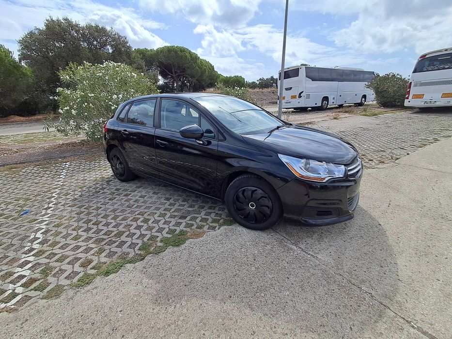Citroen C4 attraction 1.6 92 cv — photo 3
