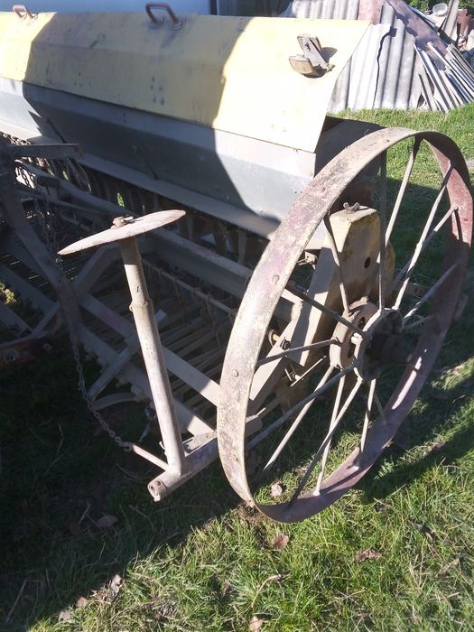 Сівалка зернова.