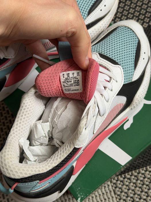 Кросівки puma.