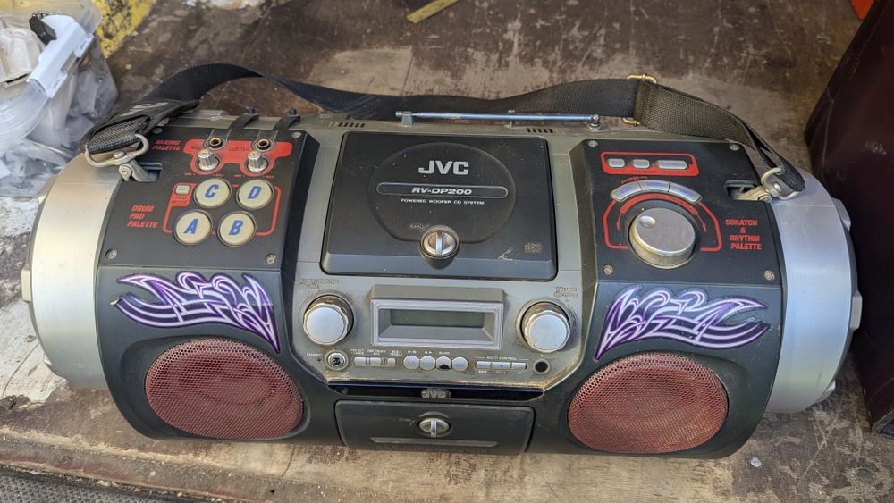 Boombox JVC RV-DP200