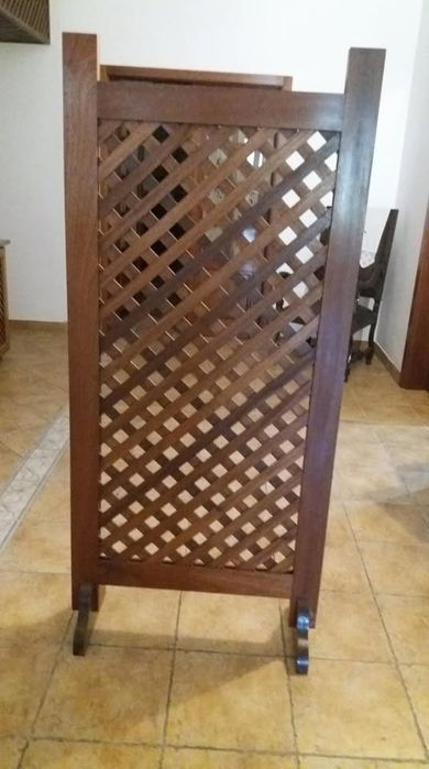 Vendo divisórias de madeira