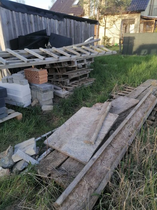 Palety ok. 10 sztuk, drewno, płyty OSB