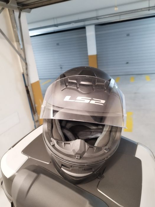 **Capacete LS2 **