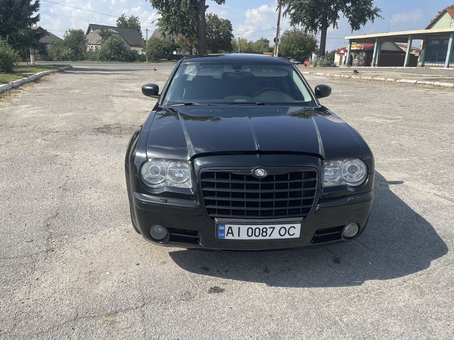 Продам chrysler 300c