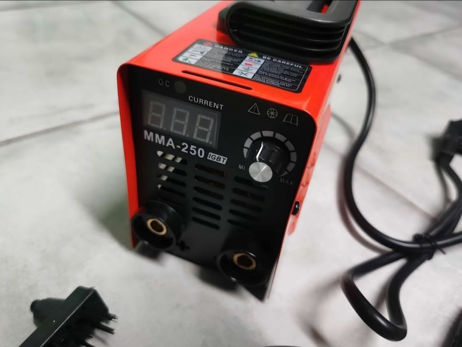 Aparelho de soldar inverter MMA 250