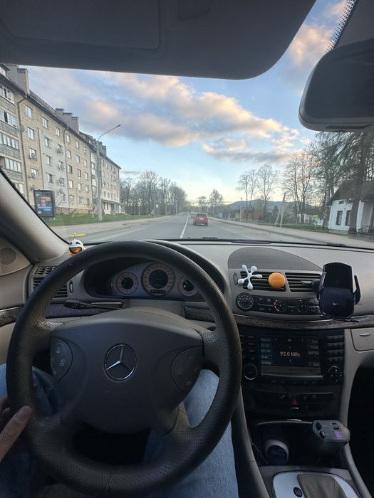 Продам w211 3.0 4matic