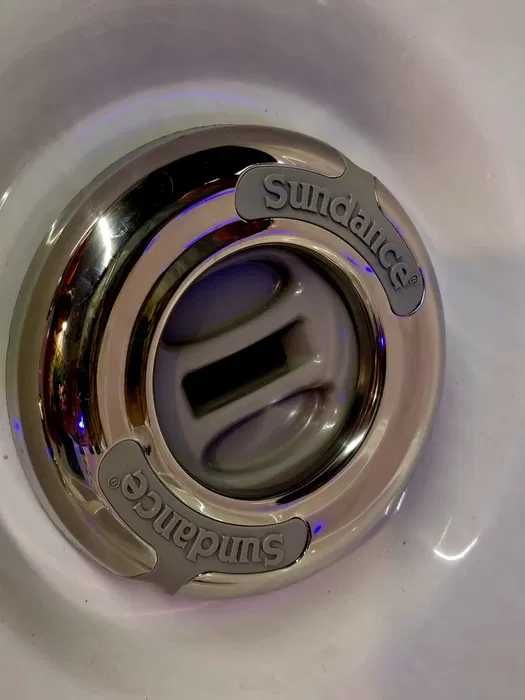 Luksusowe jacuzzi ogrodowe idealne na zime Sundance 880 Maxxus raty !