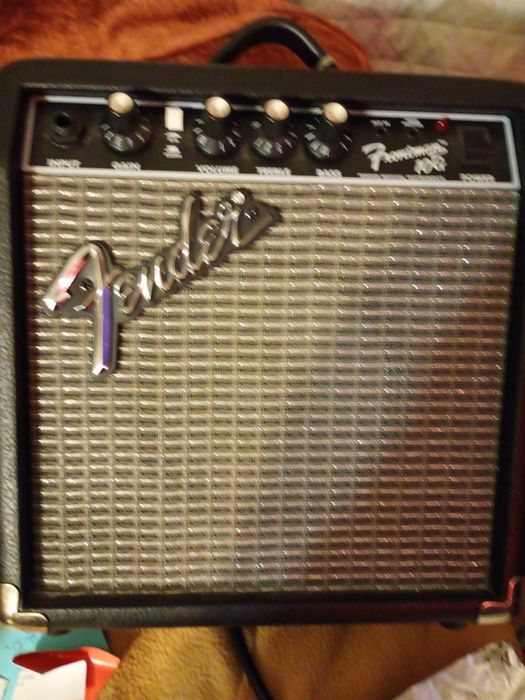 Amplificador Fender Frontman 10G
Amplificador de guitarra Fender Front