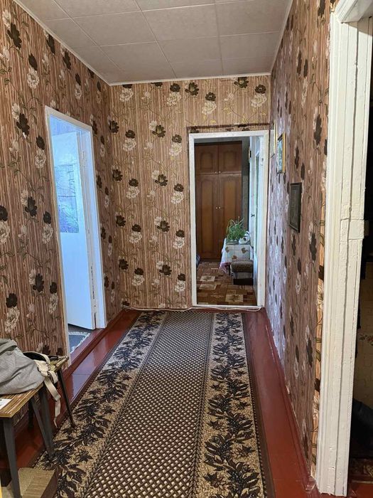 Продаж 4-х кімнатна по вул. Прилуцькій