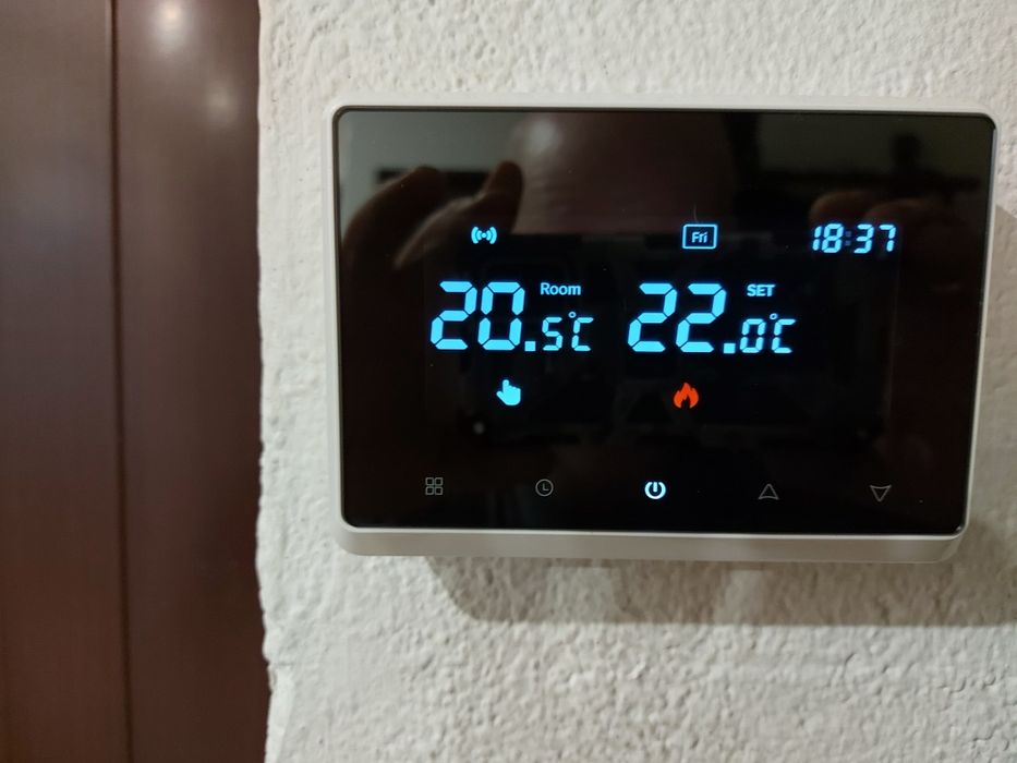 Sterownik kotła gazowego/ pompy ciepła bezprzewodowy Wi-Fi  Tuya 3A