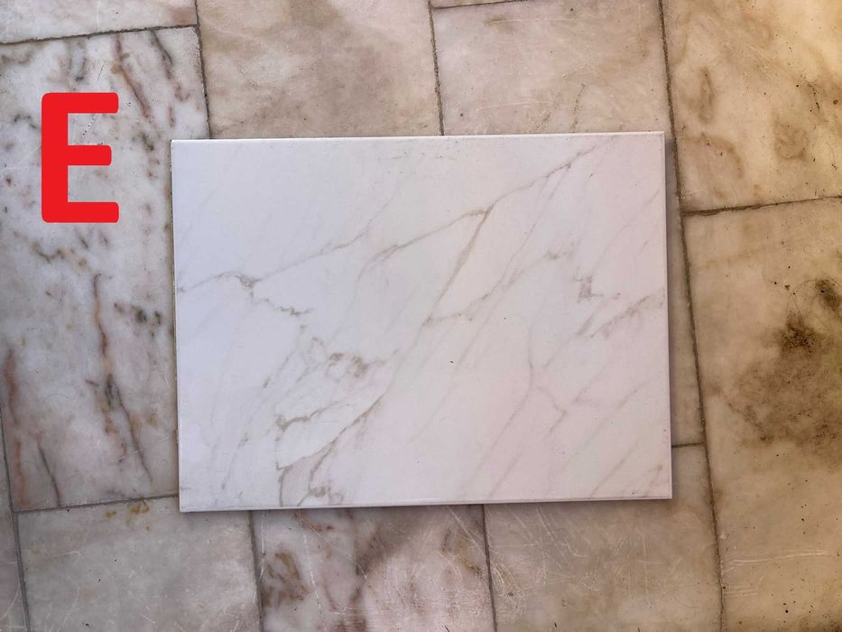 Vendo azulejos / revestimento