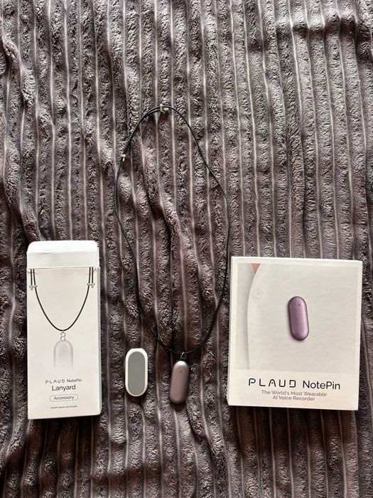 PLAUD NotePin AI Voice Recorder + Kit Completo Acessórios — Semi-novo