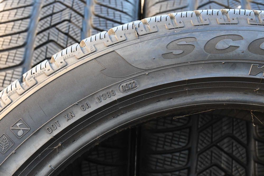 4x Opony Zimowe Pirelli 255/45R20 Scorpion 7.5mm 2022r