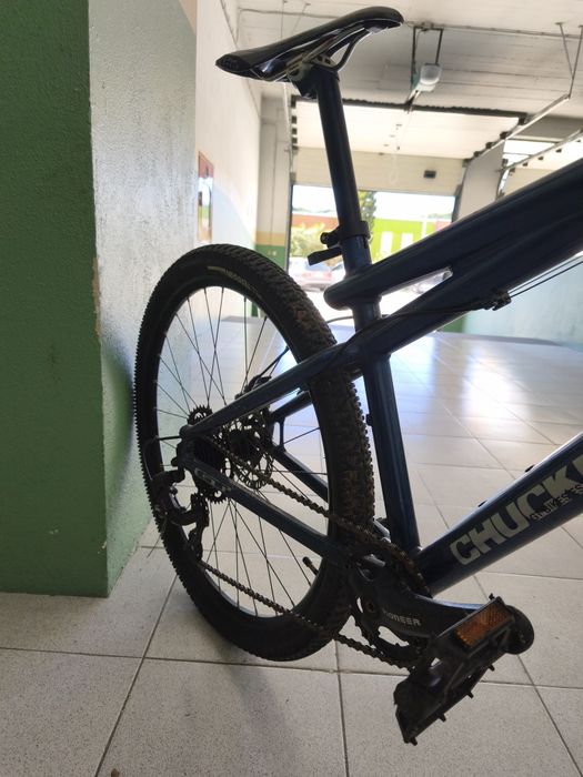 Bicicleta aro 27,5 está ótima freio ts a disco