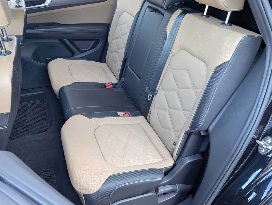Volkswagen Atlas      2024
