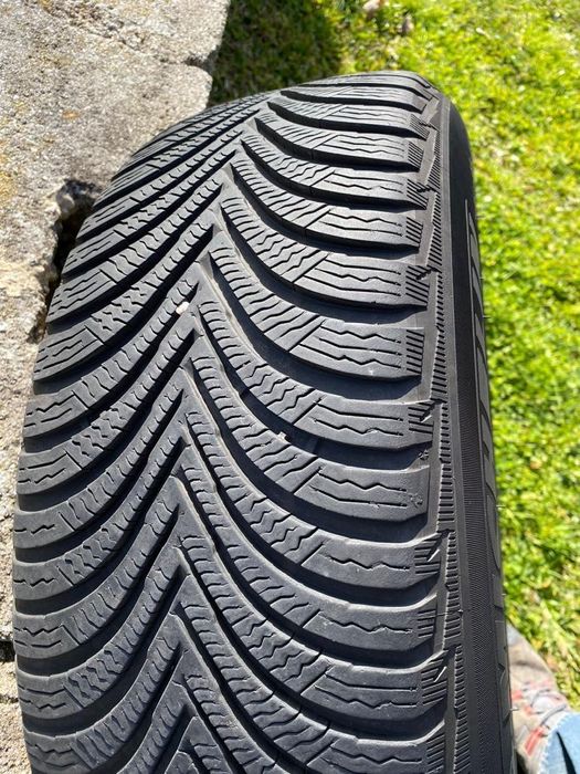 Jantes Mercedes W205/S205 16” + Pneus – Ótimo Estado e Preço Justo