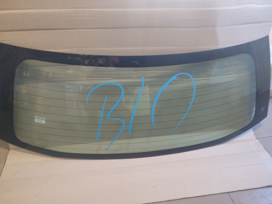 Заднє скло ляди Dodge journey