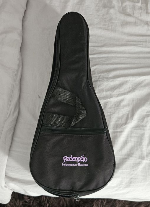 Cavaquinho artesanal