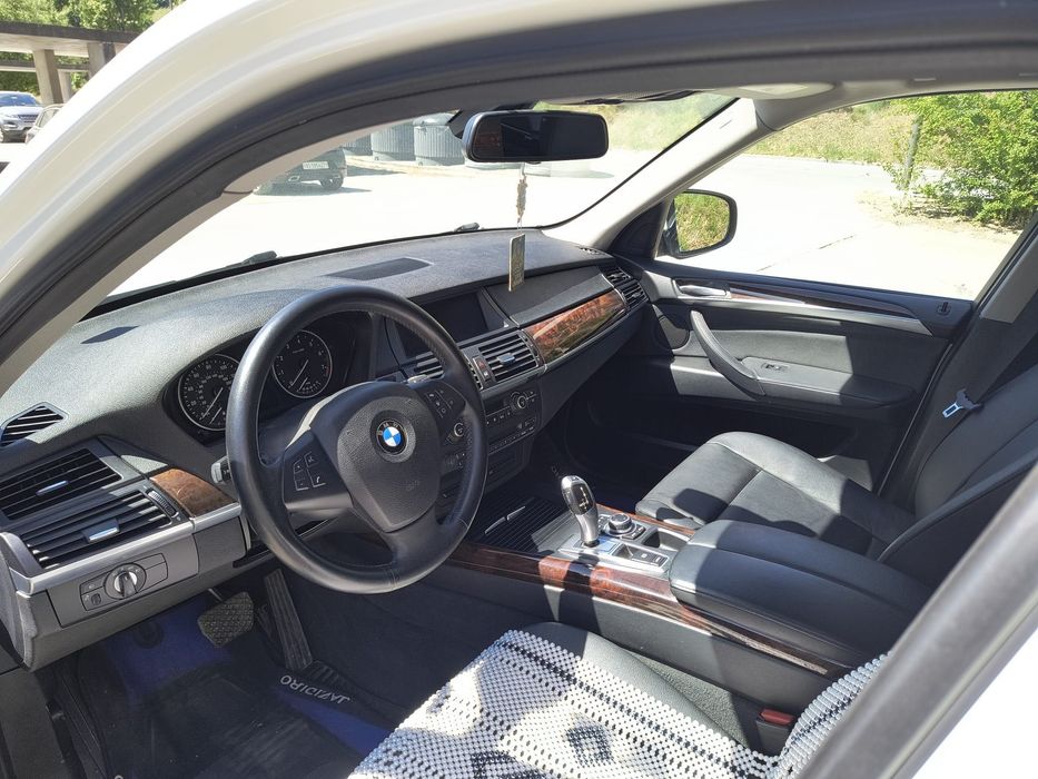 Продам BMW X5 в гарному стані без пробігу по Україні