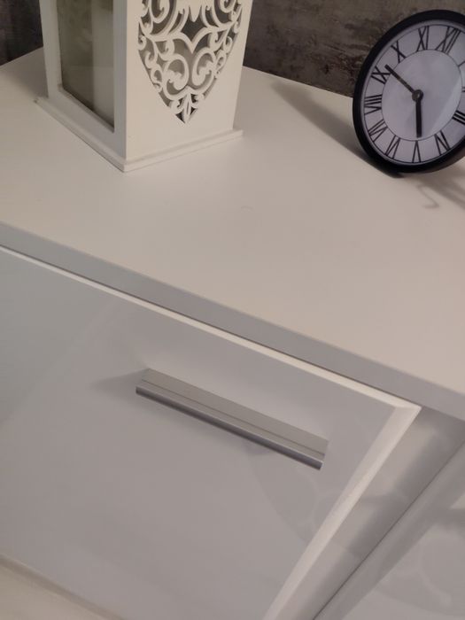 Komoda biała połysk