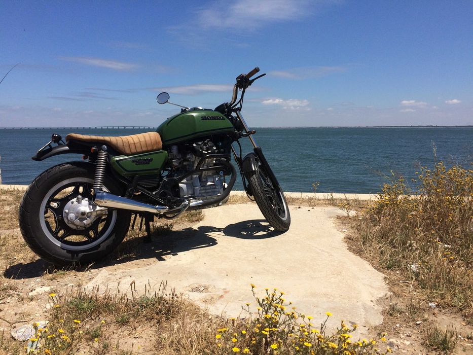 Honda CX 500 Deluxe - Café Racer
