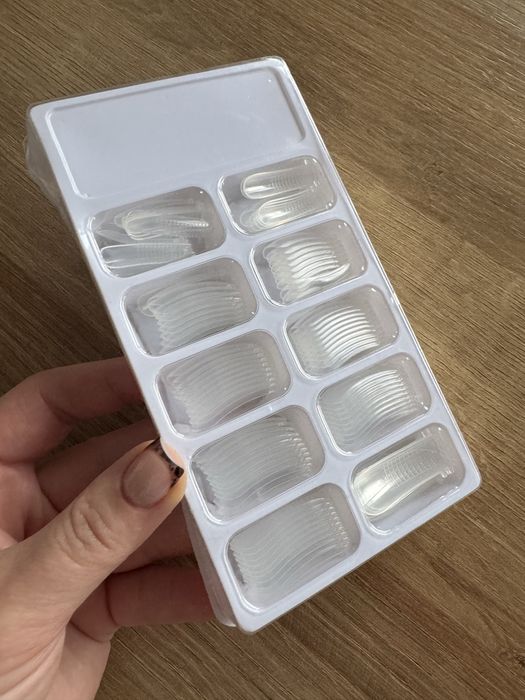 Formy do przedluzania paznokci akrylożelem