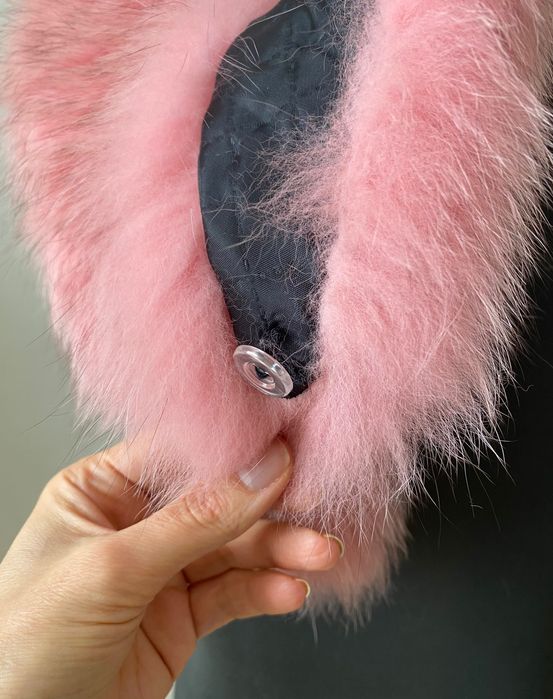 Рожевий хутровий комір, зйомний