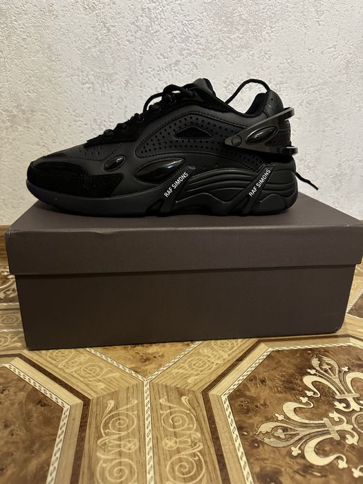 Raf simons Cylon 21 43