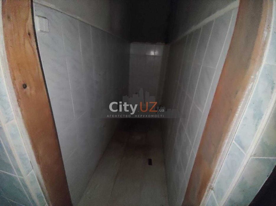 Продається комерційне приміщення у Розівці