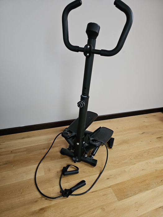 Stepper skrętny z kolumną