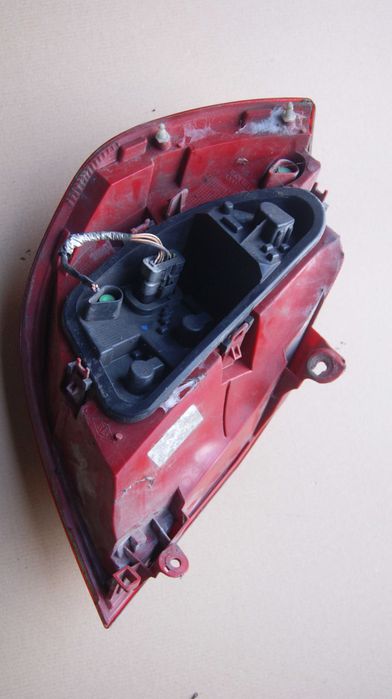 Lampy Renault Clio III Tył