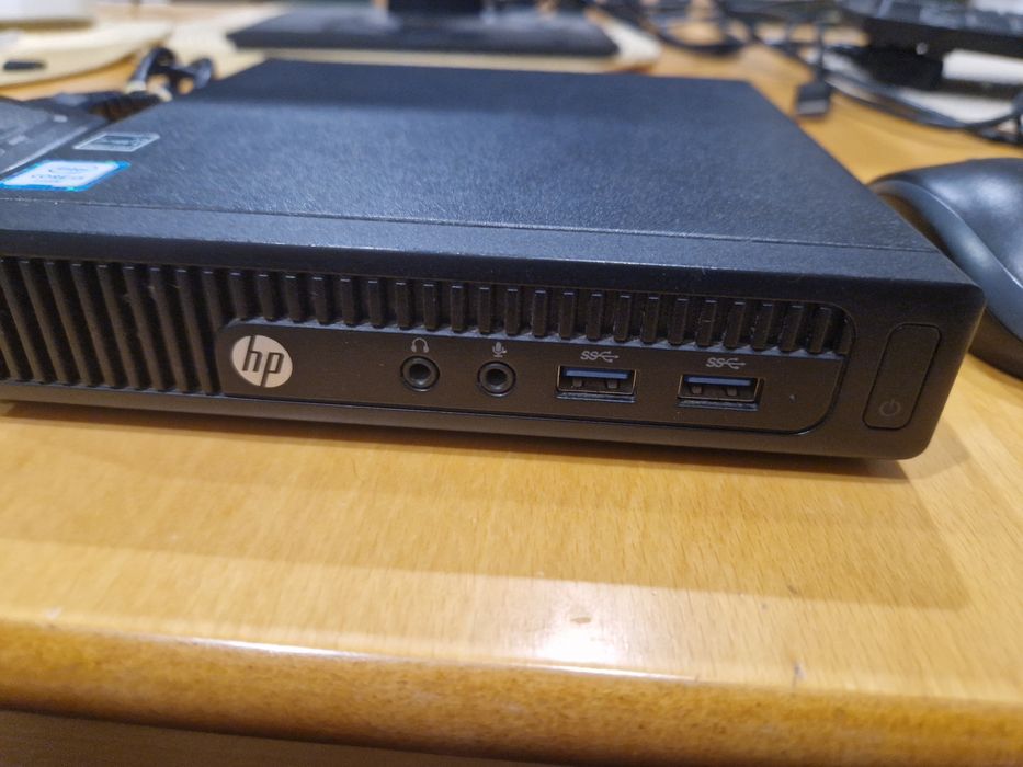 Hewlett-Packard i3-6100U/8gb ddr4 Міні системник з блоком живлення