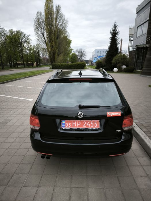 Volkswagen Golf VI