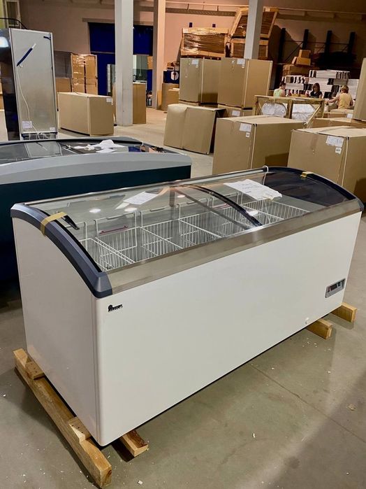 Холодильні вітрини морозильні ларі доставка гарантія