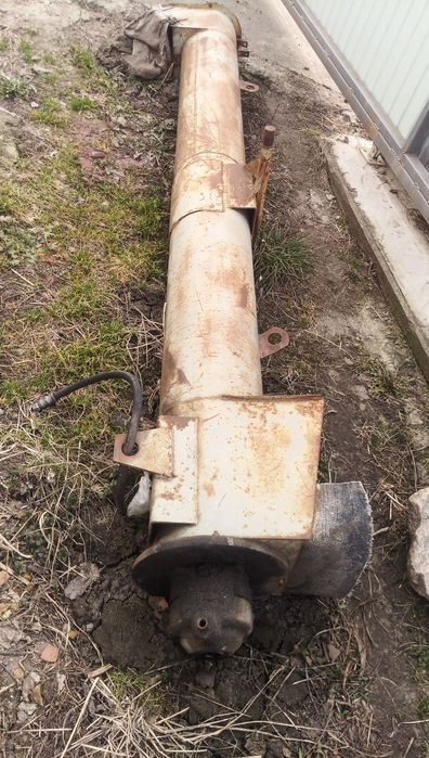 Шнековий погрущик