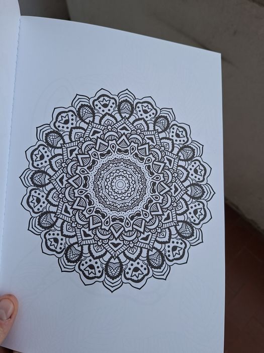 Livro de Mandalas para colorir