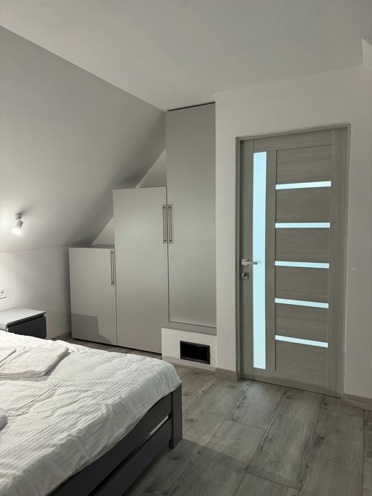 Оренда житла Велятино. Будинок/Кімнати для сімейного відпочинку