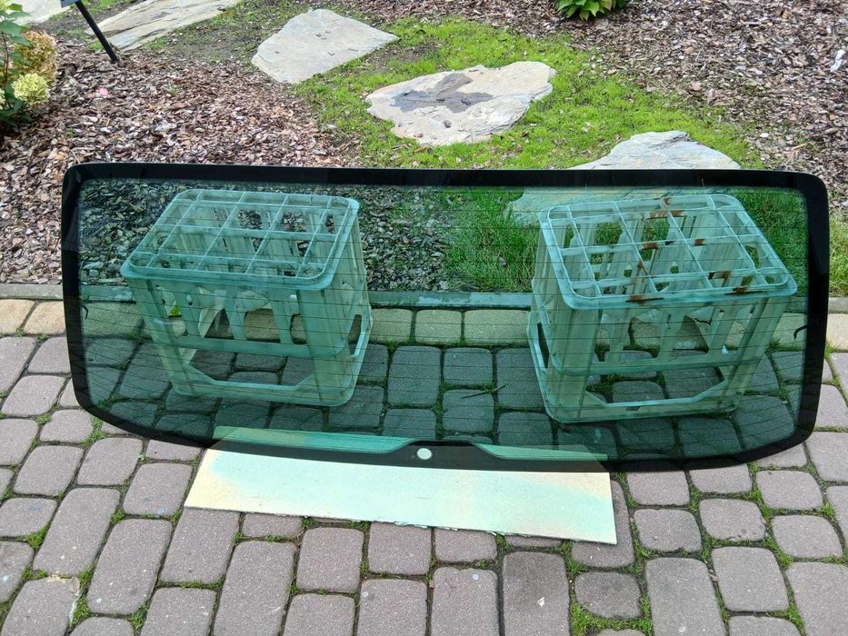 Tylna szyba VW Volkswagen Transporter Caravelle Multivan