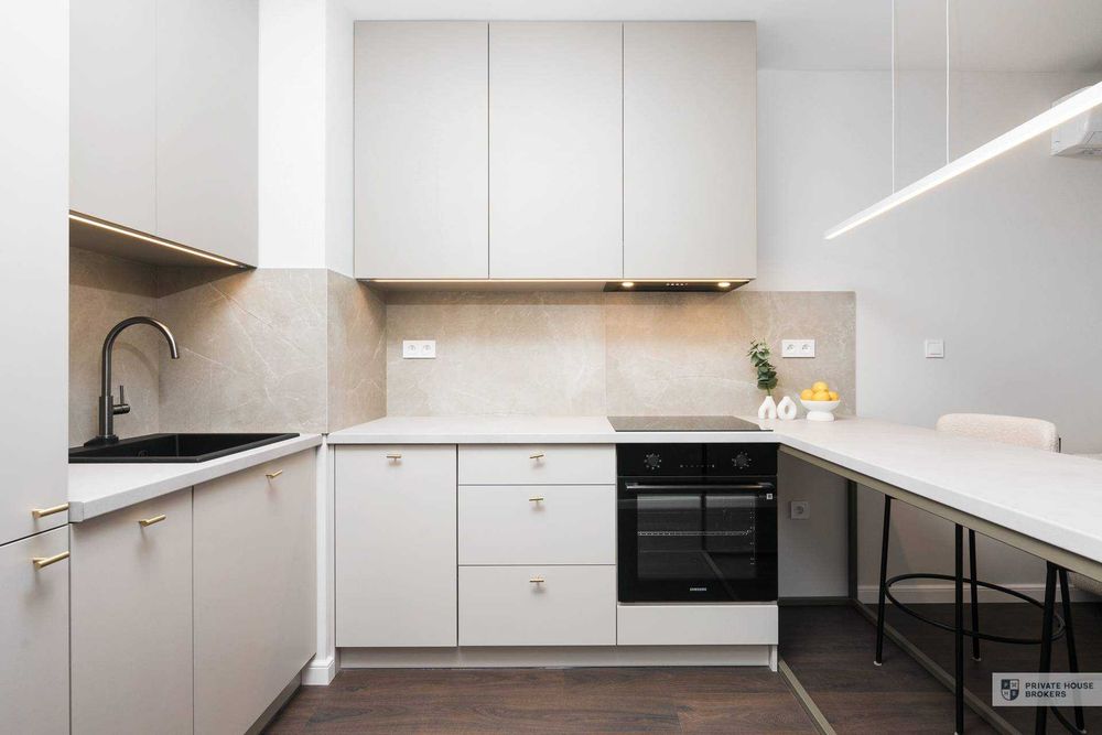 Nowe mieszkanie, 5 piętro, garaż, ul. Radzikowskiego - Widok 4