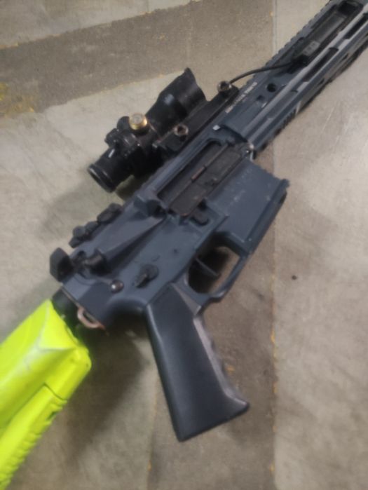 Reprodução Airsoft Krytac TRIDENT 2 CRB M-LOK